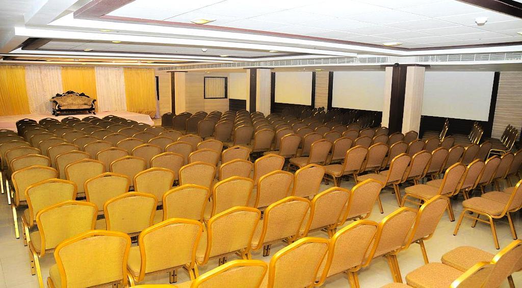 Hotel Central Park Ongole Eksteriør bilde