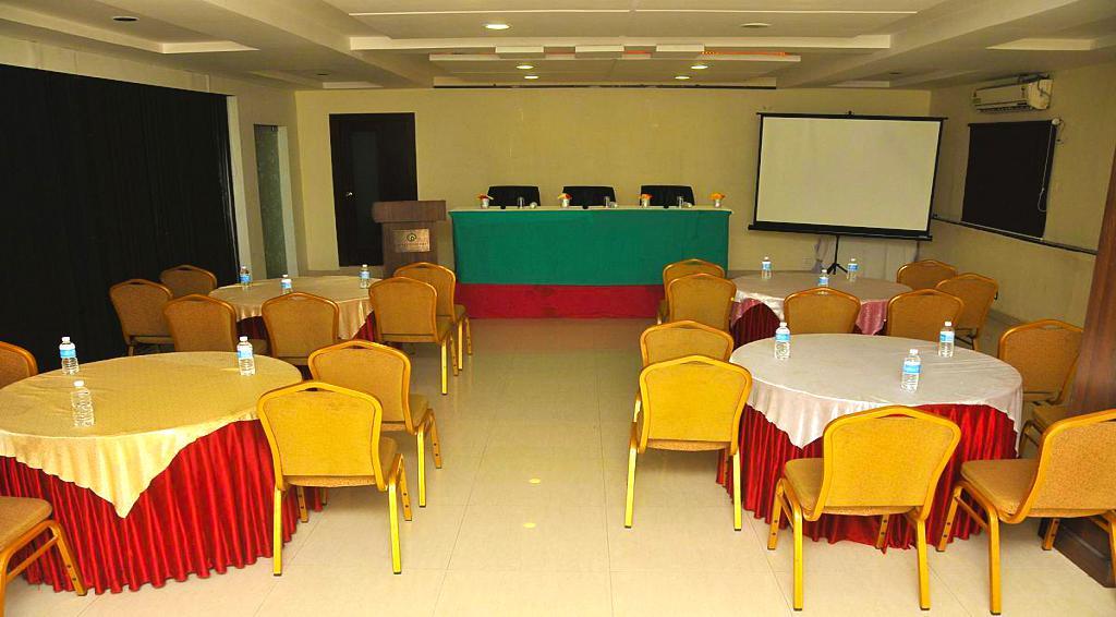 Hotel Central Park Ongole Eksteriør bilde